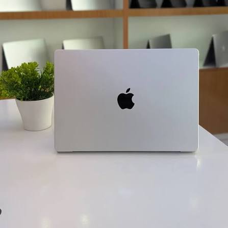 Apple 13" MacBook Neo 13" with A18 Pro Chip